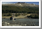 Flussdurchquerung, Patagonien Flussdurchquerung, Patagonien